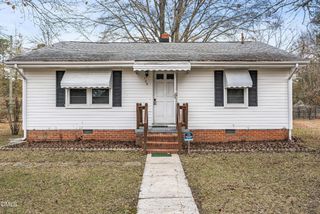 106 W Caroline Avenue, Smithfield, NC 27577