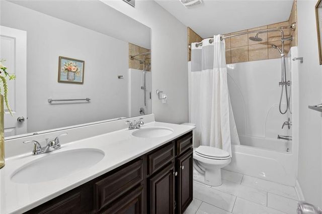 2614 Glenbrook NE Lane, Conyers, GA 30012