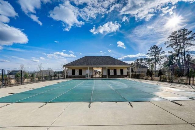 2614 Glenbrook NE Lane, Conyers, GA 30012