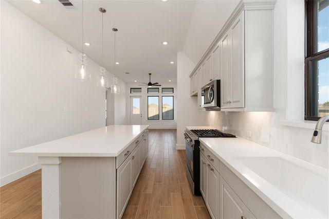 6511 Canary Knoll Court, Richmond, TX 77469