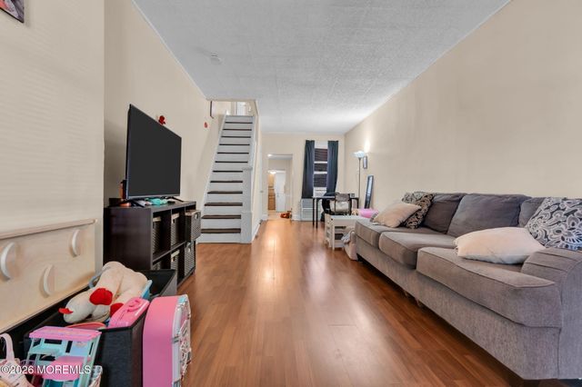 1208 Chestnut Avenue, Trenton, NJ 08611