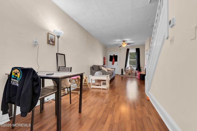 1208 Chestnut Avenue, Trenton, NJ 08611