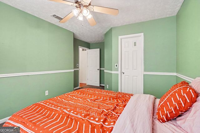 10035 Point View Drive, Jonesboro, GA 30238