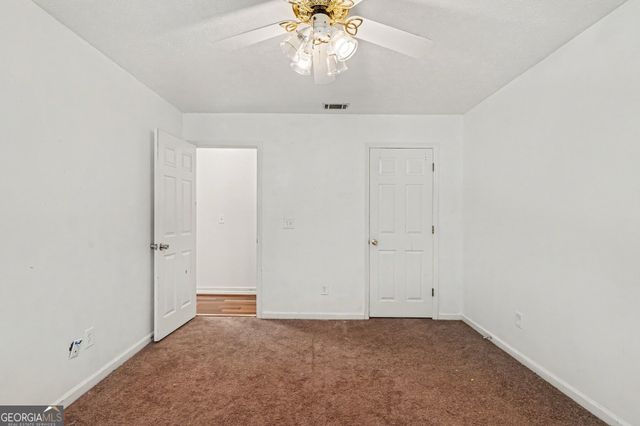 10035 Point View Drive, Jonesboro, GA 30238