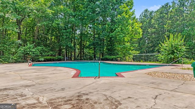 10035 Point View Drive, Jonesboro, GA 30238