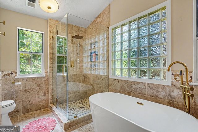 10035 Point View Drive, Jonesboro, GA 30238