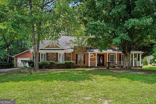 10035 Point View Drive, Jonesboro, GA 30238