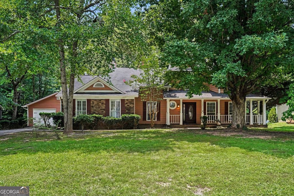 10035 Point View Drive, Jonesboro, GA 30238
