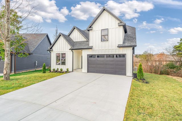5034 Grove Park Court, Cleveland, TN 37312