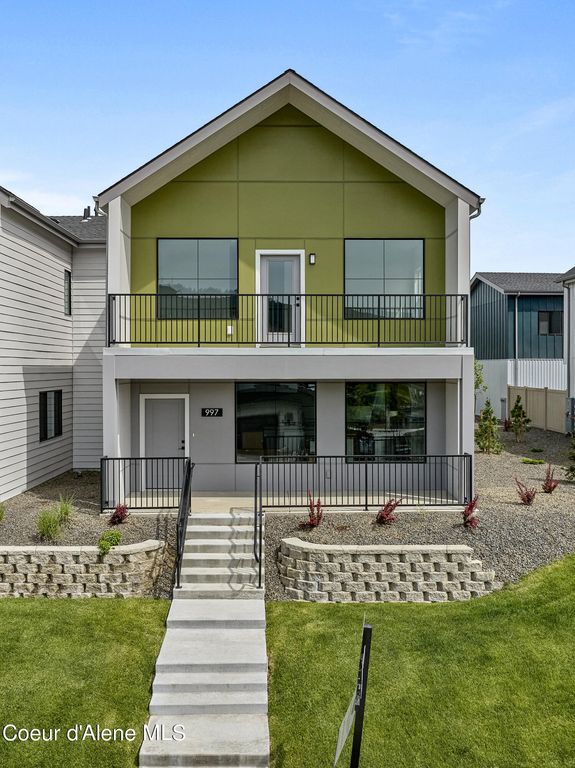 997 E RAILROAD AVE, Post Falls, ID 83854