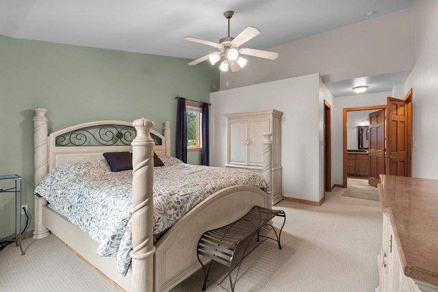 3386 HAWKEYE COURT, Suamico, WI 54313