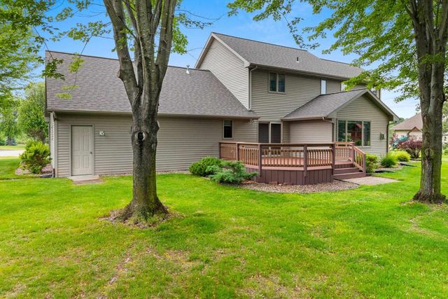 3386 HAWKEYE COURT, Suamico, WI 54313