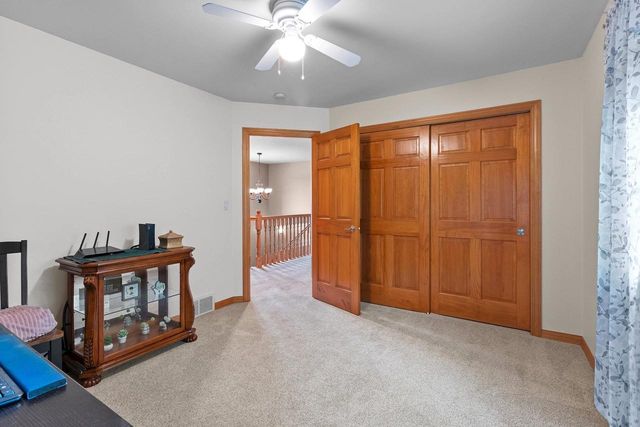 3386 HAWKEYE COURT, Suamico, WI 54313