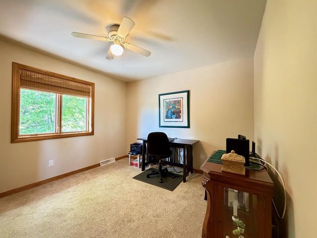 3386 HAWKEYE COURT, Suamico, WI 54313