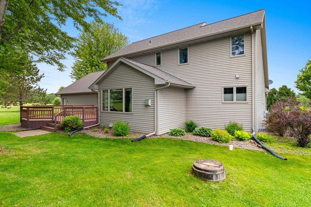 3386 HAWKEYE COURT, Suamico, WI 54313