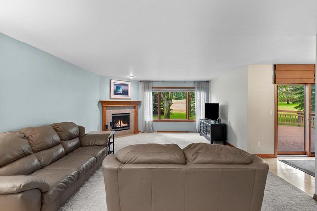 3386 HAWKEYE COURT, Suamico, WI 54313