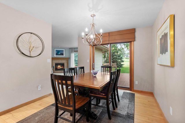 3386 HAWKEYE COURT, Suamico, WI 54313