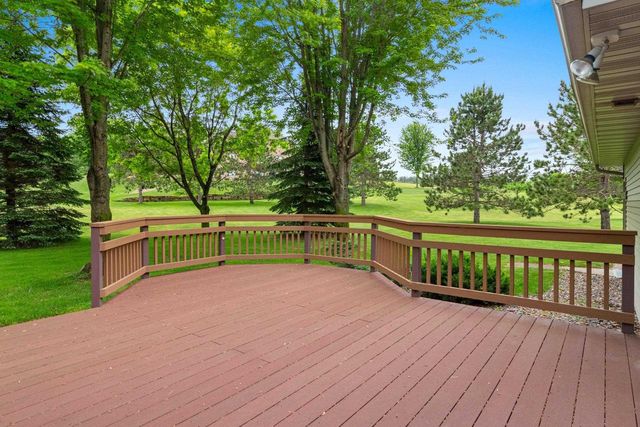 3386 HAWKEYE COURT, Suamico, WI 54313