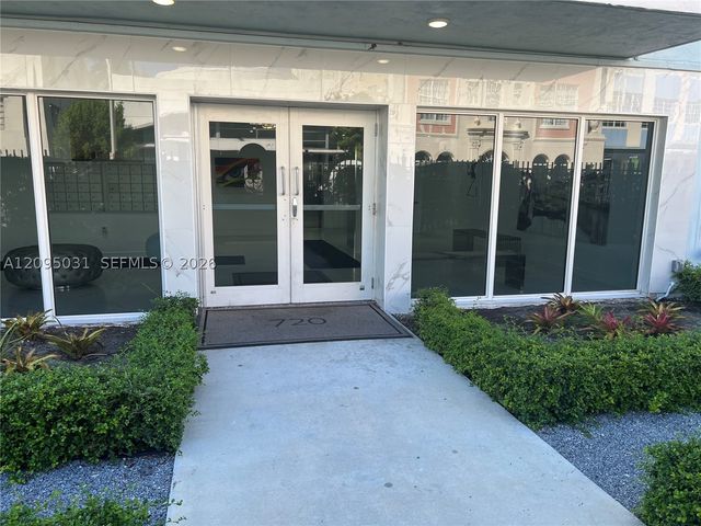 720 Collins Ave 509, Miami Beach, FL 33139