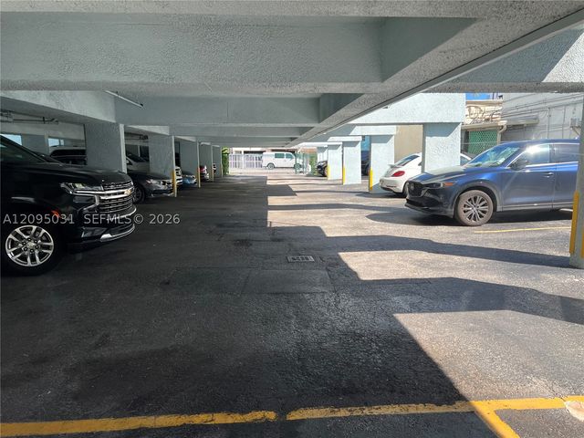 720 Collins Ave 509, Miami Beach, FL 33139