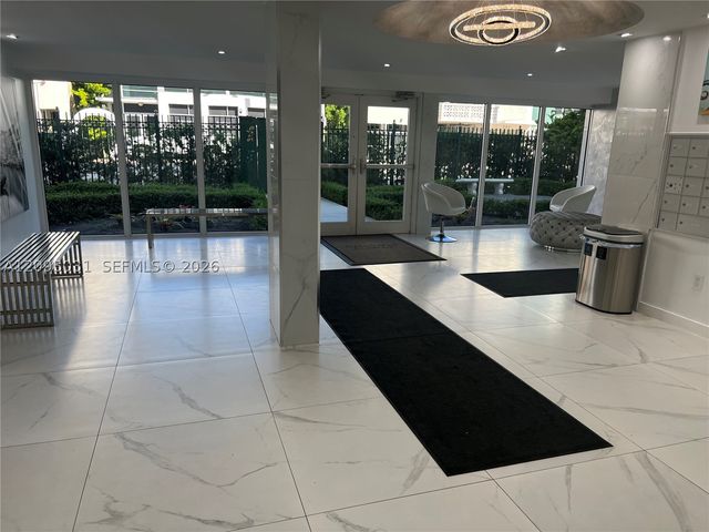 720 Collins Ave 509, Miami Beach, FL 33139