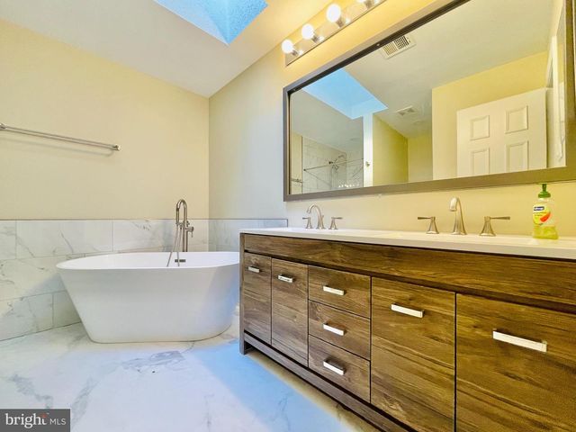 7227 DEVEREUX CT, Alexandria, VA 22315