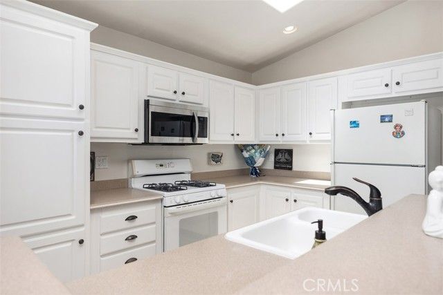 30802 Coast G12, Laguna Beach, CA 92651