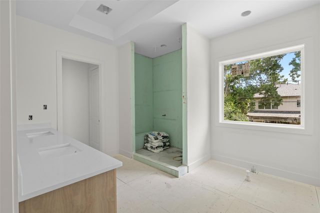 1815 Nina Lee Lane, Houston, TX 77018