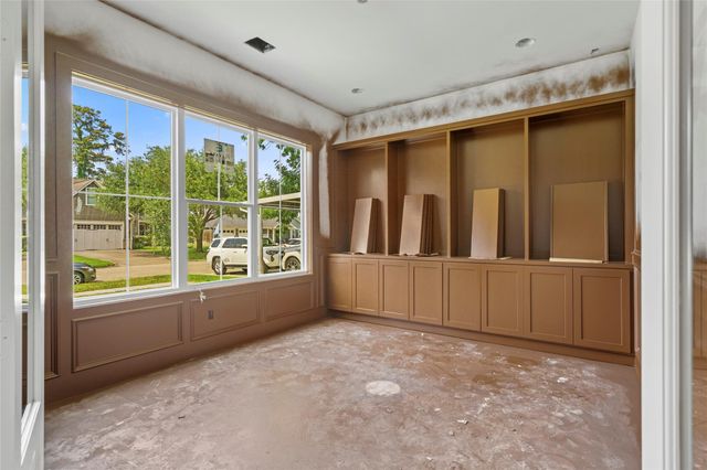 1815 Nina Lee Lane, Houston, TX 77018