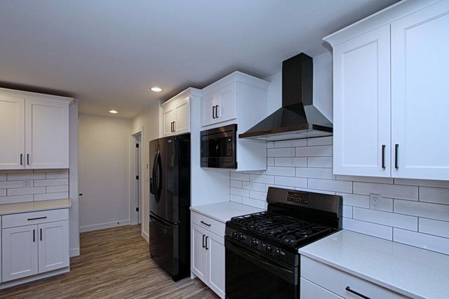 804 Windam Drive, Solon, IA 52333