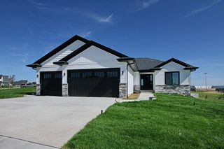 804 Windam Drive, Solon, IA 52333