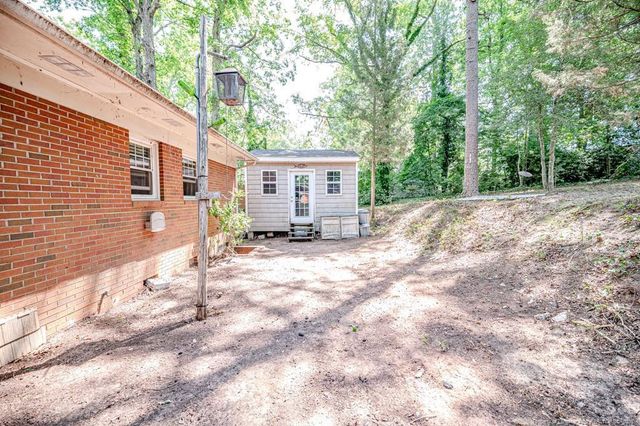 2107 S Shoreline Drive, Sanford, NC 27330