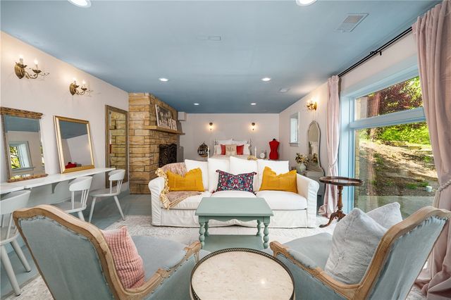 311 Derry Ridge Road, Ligonier Twp, PA 15658