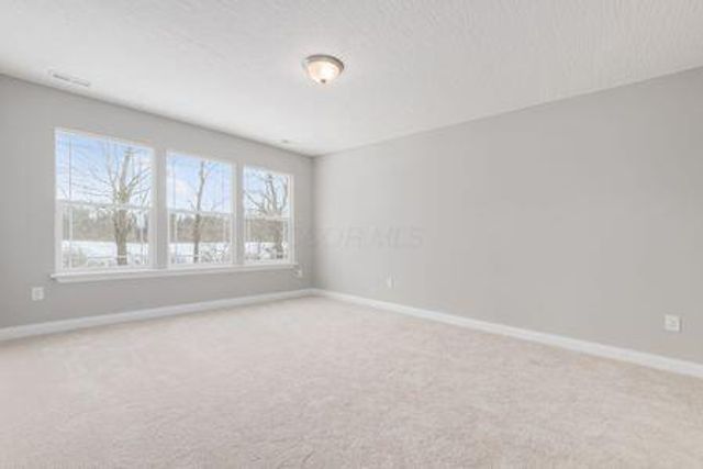 1612 Whispering Pines Lane, Bellefontaine, OH 43311