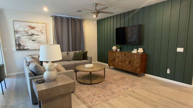 4717 Woodland Avenue, Las Vegas, NV 89121