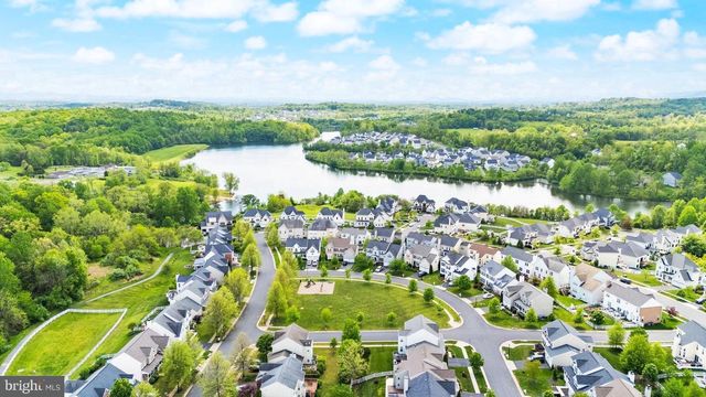 17571 LETHRIDGE CIR, Round Hill, VA 20141