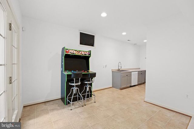 17571 LETHRIDGE CIR, Round Hill, VA 20141