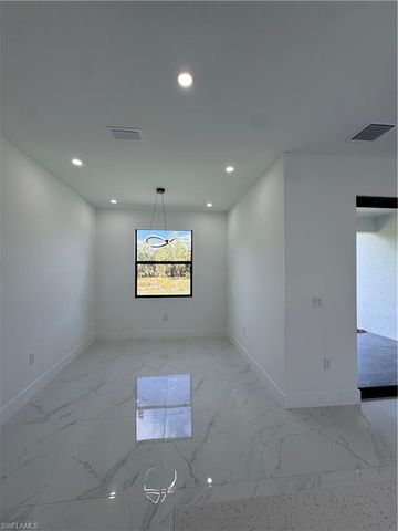 724 Kair CIR, Lehigh Acres, FL 33974