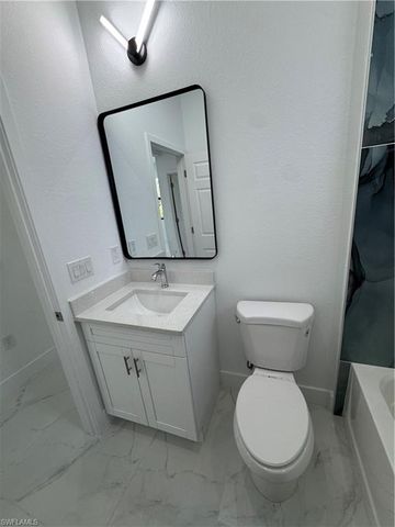 724 Kair CIR, Lehigh Acres, FL 33974