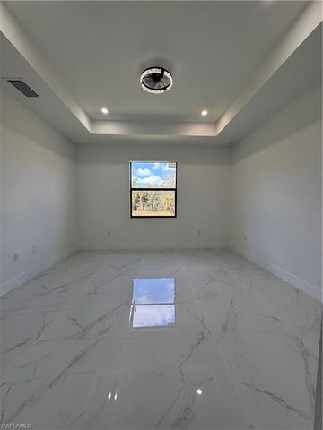 724 Kair CIR, Lehigh Acres, FL 33974