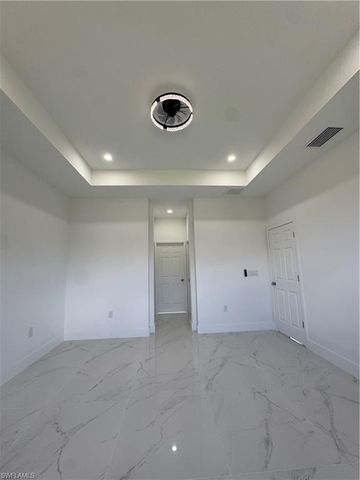 724 Kair CIR, Lehigh Acres, FL 33974