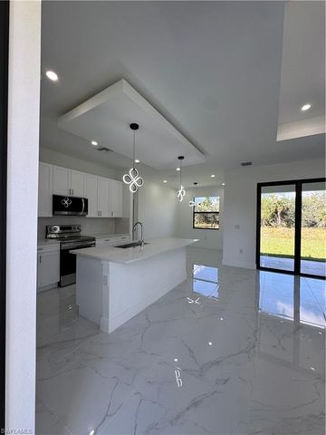 724 Kair CIR, Lehigh Acres, FL 33974