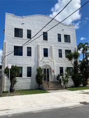 2961 SW 5th Street 21, Miami, FL 33135