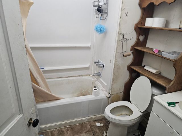 1211 North Street, Logansport, IN 46947