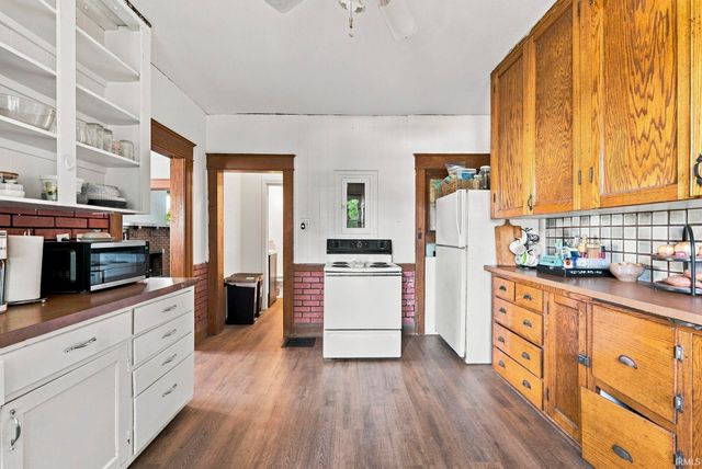 1202 E Wayne Street, Fort Wayne, IN 46803