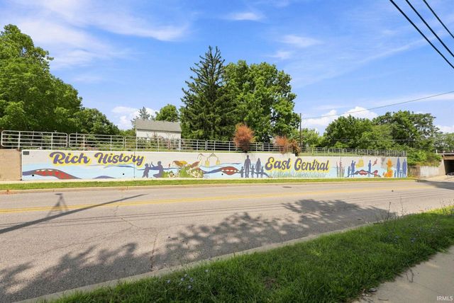1202 E Wayne Street, Fort Wayne, IN 46803