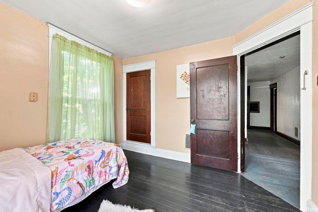 1202 E Wayne Street, Fort Wayne, IN 46803