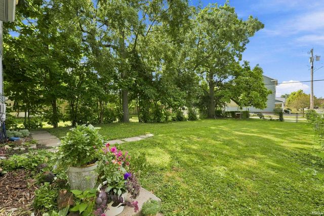 1202 E Wayne Street, Fort Wayne, IN 46803
