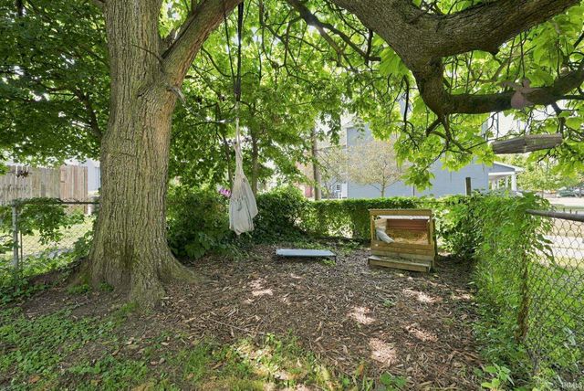 1202 E Wayne Street, Fort Wayne, IN 46803