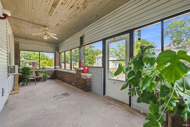 1202 E Wayne Street, Fort Wayne, IN 46803